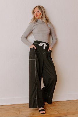 The Lily High Waist Wide Leg Pants in Black
